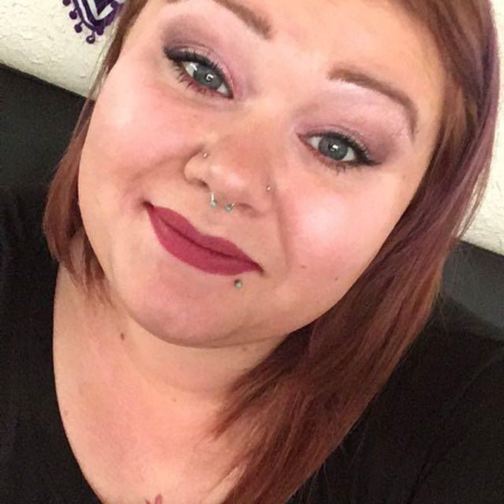 Meet your Posher, Nadia